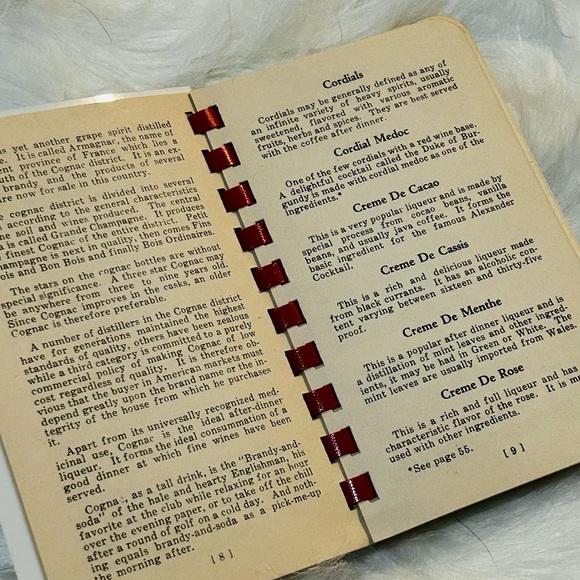🍸VINTAGE 1930s Cocktail Mixing Handbook - Picture 6 of 7